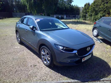 Car image 2