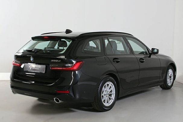 BMW 320d Touring Sport Line 140 kW image number 4