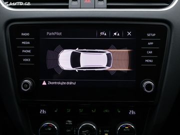 Car image 24