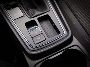 Car image 33