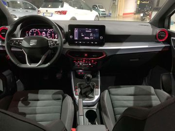 Car image 15