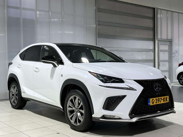 Lexus NX 300 h AWD 145 kW image number 2