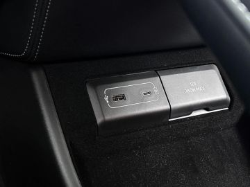 Car image 42