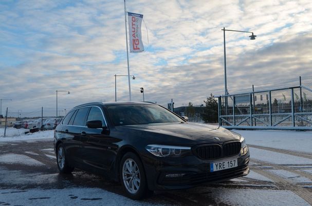 BMW 520d Touring xDrive 140 kW image number 13