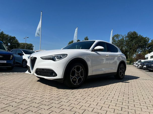 Alfa Romeo Stelvio 2.2 Q4 Super 140 kW image number 1