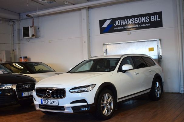 Volvo V90 Cross Country D4 AWD Momentum 140 kW image number 1