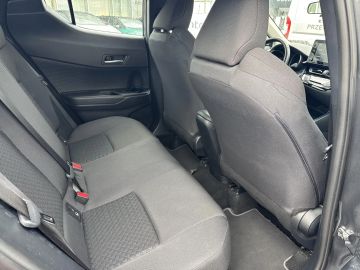 Car image 10