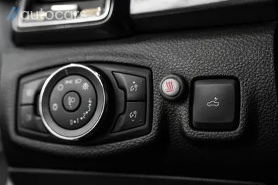 Car image 36