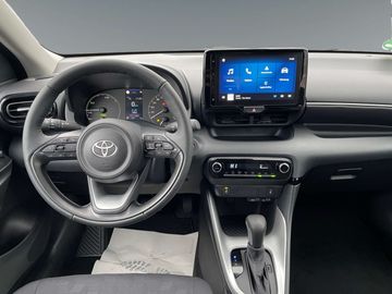 Car image 11