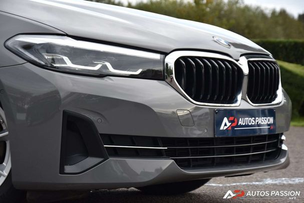 BMW 520i Touring 120 kW image number 8