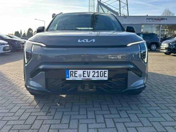 Car image 29