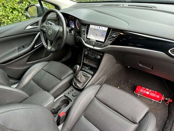 Car image 10