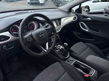 Car image 11