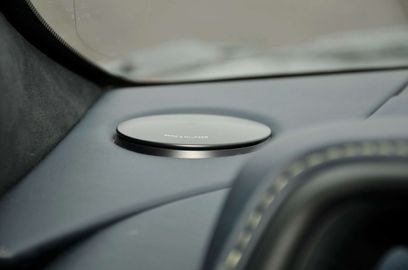 Car image 28