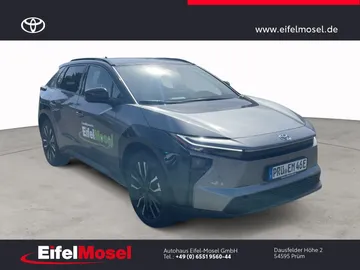 Car image 2