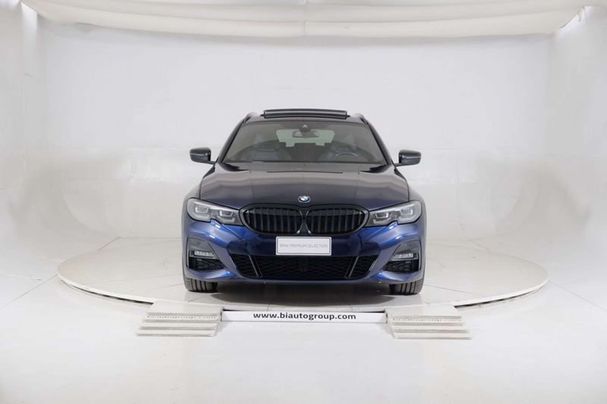 BMW 330d Touring M xDrive 210 kW image number 2