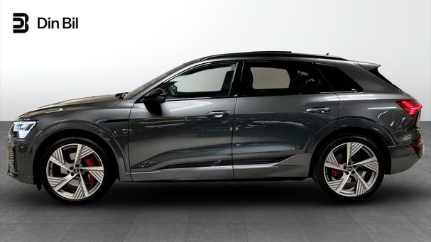 Audi Q8 55 quattro e-tron S-line 304 kW image number 5