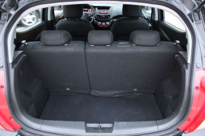 Car image 31