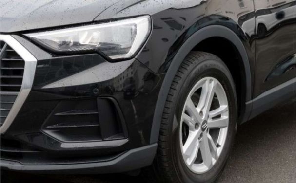 Audi Q3 35 TDI 110 kW image number 11