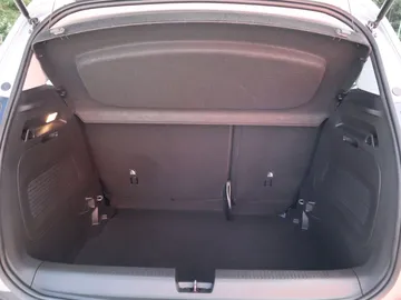Car image 34