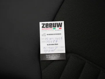 Car image 46