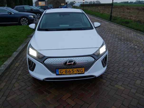 Hyundai Ioniq 38 kWh Premium 100 kW image number 3