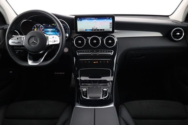 Mercedes-Benz GLC 300 de 225 kW image number 11