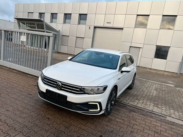 Volkswagen Passat GTE DSG 160 kW image number 1