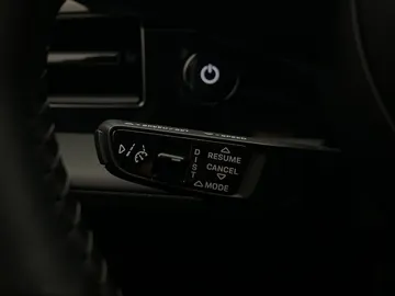 Car image 38