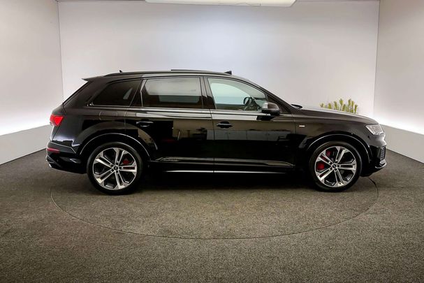 Audi Q7 60 TFSIe quattro 340 kW image number 9