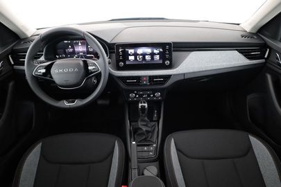 Car image 30
