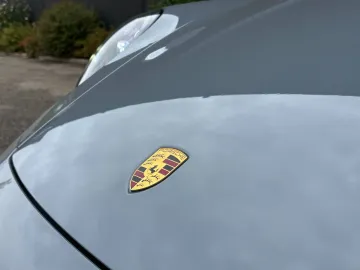 Car image 44