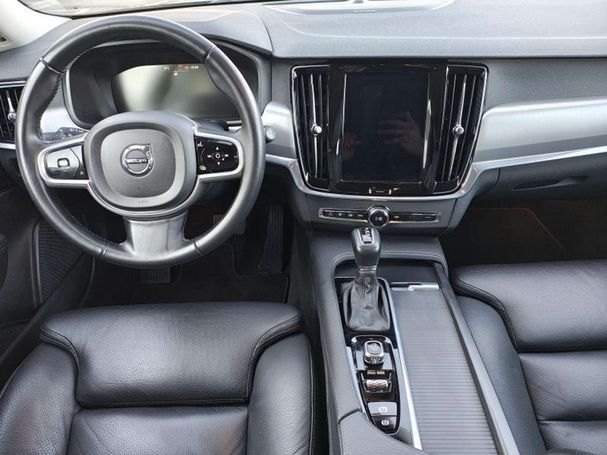 Volvo V90 D4 Geartronic Momentum Pro 140 kW image number 6