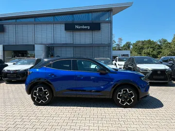 Car image 19