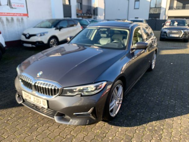 BMW 330d Touring xDrive Luxury Line 195 kW image number 6