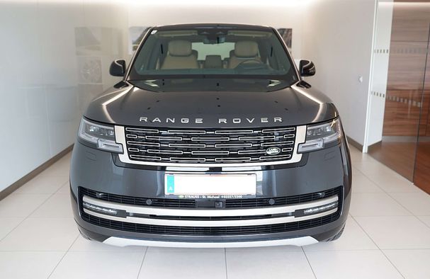 Land Rover Range Rover P550e 404 kW image number 2