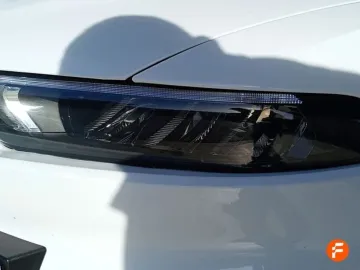 Car image 29