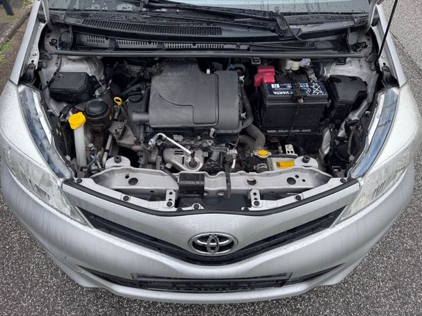 Toyota Yaris 51 kW image number 17