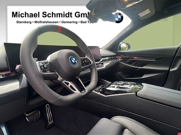 BMW i5 M60 xDrive 442 kW image number 8