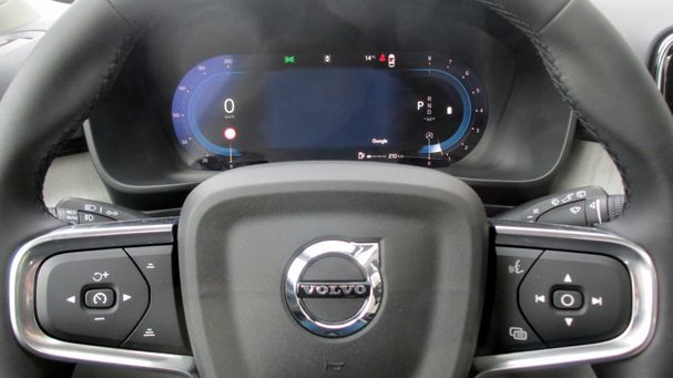 Volvo XC40 B4 Ultimate Dark 145 kW image number 7