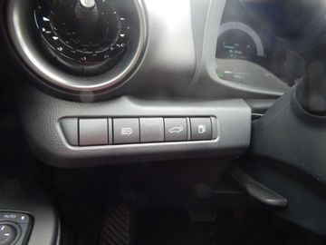 Car image 21