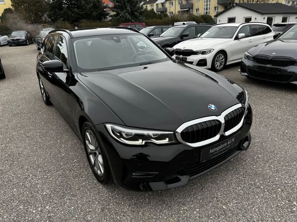 BMW 330 Touring xDrive 185 kW image number 2