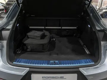 Car image 45