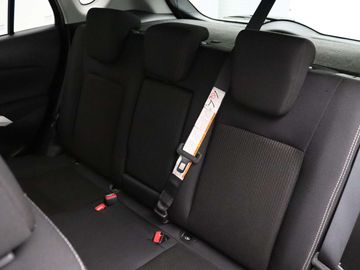 Car image 33