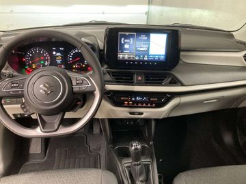 Car image 10