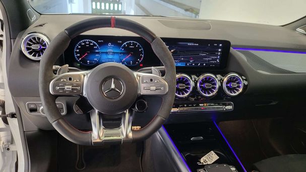 Mercedes-Benz GLA 45 GLA 45 S AMG 4Matic+ 310 kW image number 6