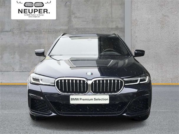 BMW 530d Touring xDrive 210 kW image number 2