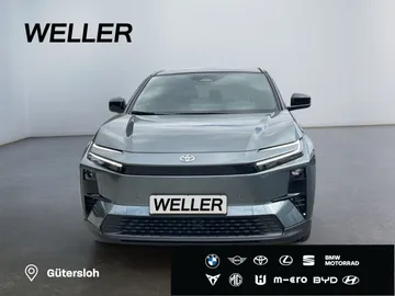 Car image 3