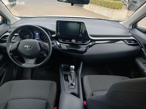 Toyota C-HR 1.8 Hybrid 90 kW image number 15