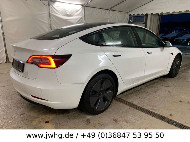 Tesla Model 3 Standard Range Plus 225 kW image number 3